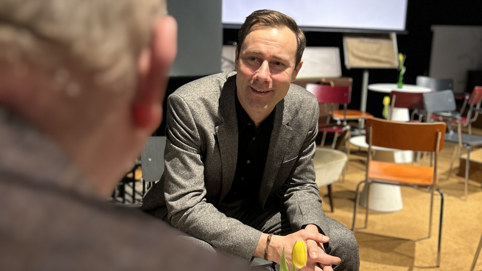 Prof. Dr. Thomas Biebricher im Gespräch